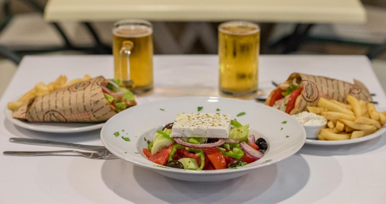 Denny'S Inn Kalamákion Eksteriør billede